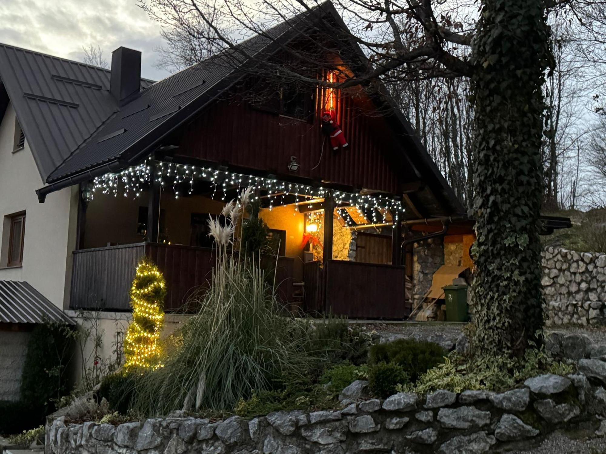 Kuca Za Odmor "Neralic" Villa Josipdol Exterior photo